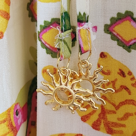 Rose + Olive Yellow Tropical Print Wide-Leg Pants NWT Size Medium - Picture 6 of 10